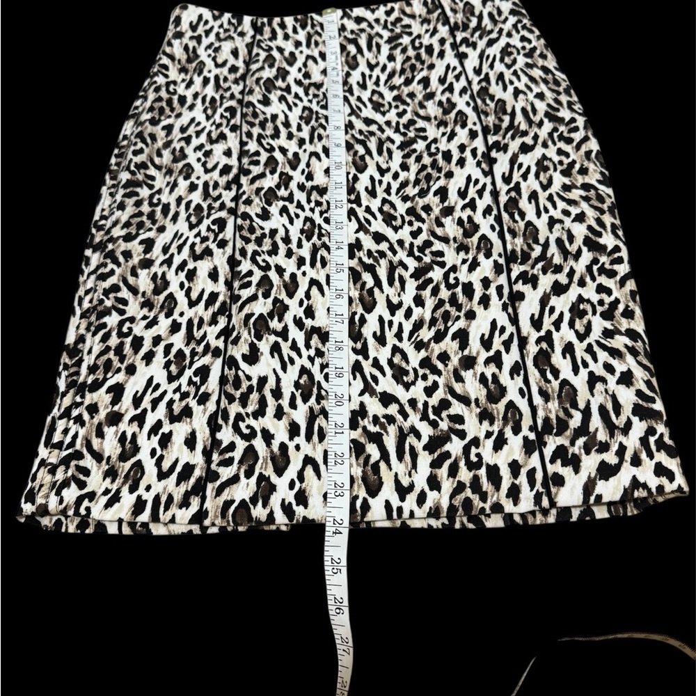 White House Black Market Women’s Animal Print Pencil Skirt Size 10 - Picture 2 of 8